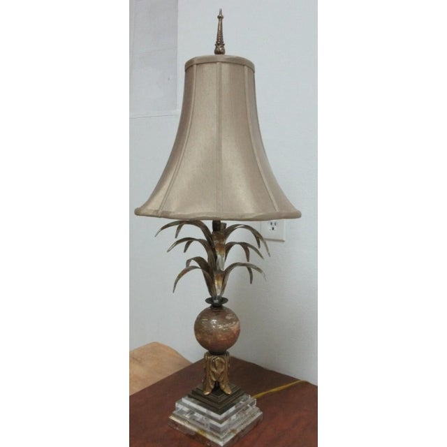 Italian 1990s Fine Art Lamps Gold Gilt Mercury Glass Italian Regency Column table Lamp Shade B For Sale - Image 3 of 8