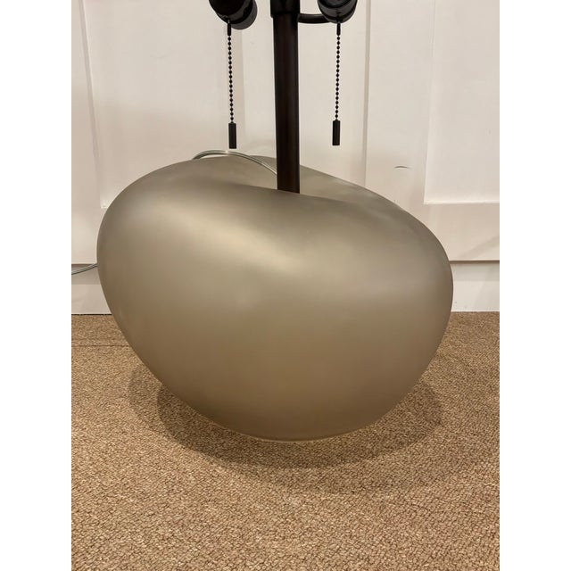 Modern Baker / Barbara Barry Magritte Table Lamp For Sale - Image 3 of 7