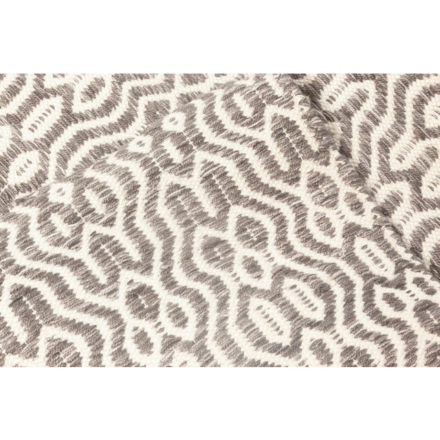 Contemporary White and Gray Flat-Weave Wool Rug by Doris Leslie Blau Size: 12'0" × 19'7" (365 × 596 cm) Custom and modern...