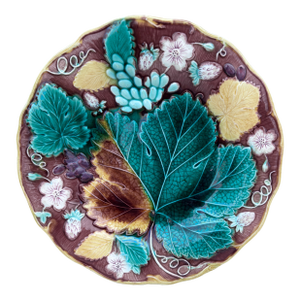 19th Century Majolica Strawberries & Grapes Plate Wedgwood