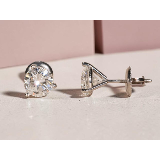 The Virgil Village: 1.96 Carat Total Weight Diamond Stud Earrings in Platinum Martini Settings, 2 Pieces For Sale - Image 10 of 10