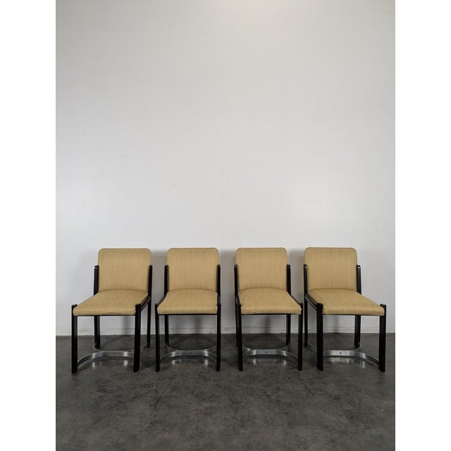 Italian Design Wood and Chrome Chairs, Set of 4, in Very Good conditions.
