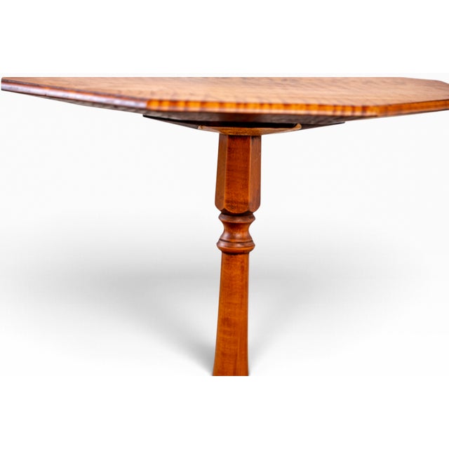 Late 20th Century Late 20th Century Eldred Wheeler Bench-Made Tiger Maple Hexagonal Candlestand Pedestal Table For Sale - Image 5 of 9
