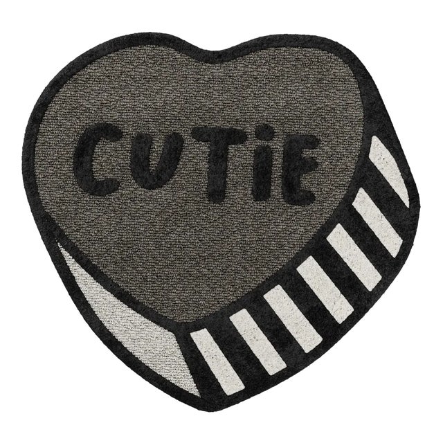 Tapis Cutie Pet Rug by TAPIS Studio For Sale