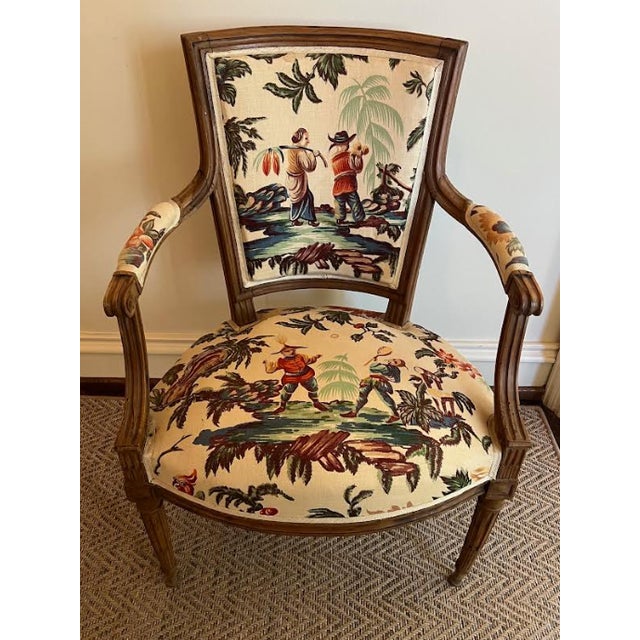 Neoclassical 1950s Set of Eight Louis XVI Style Dining Chairs Upholstered in Chinoiserie Toile Fabric For Sale - Image 3 of 15