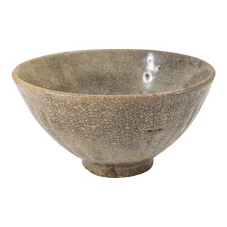18th Century or Earlier Chinese or Japanese Crackle Glazed Tea Bowl For Sale