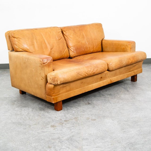 Mid Century Danish Modern Sofa Settee 2 Seater Tan Vante Leather Cognac Couch For Sale - Image 11 of 12