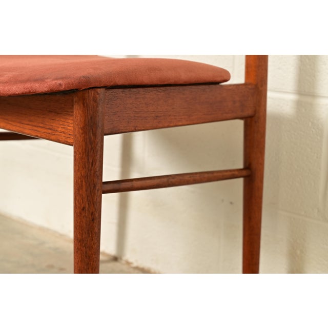 Finn Juhl Style Danish Modern Sculpted Teak Side Chairs or Dining Chairs, Pair For Sale - Image 10 of 14