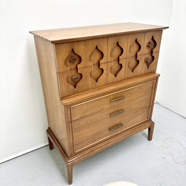 Mid-Century Modern 1950s Mid-Century Modern Tall Boy Chest of Drawers Kent Coffey Perspecta Moroccan, Attributed For Sale - Image 3 of 13