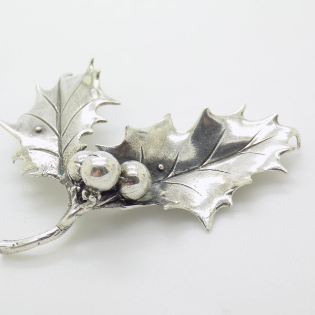 Italian Vintage Italian Handmade Genuine Silver Mistletoe Christmas Decoration From Padua, 1980s Solid 800 Silver Holiday Botanical Miniature Gift For Sale - Image 3 of 11