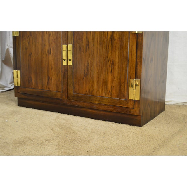 Henredon Scene 1 Collection Vintage Campaign Style Bookcase Curio