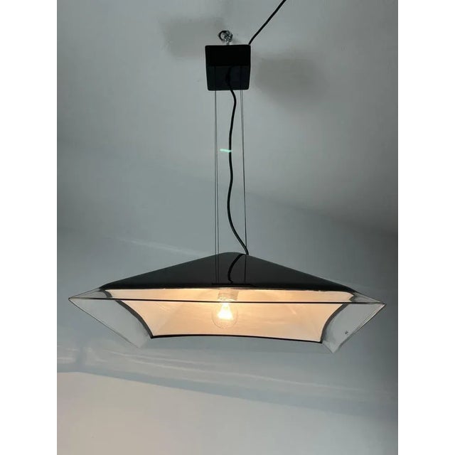 Vintage acrylic glass iGuzzini ceiling light, Italian design, 70s Intact and in excellent condition, E27 lamp. This piece...