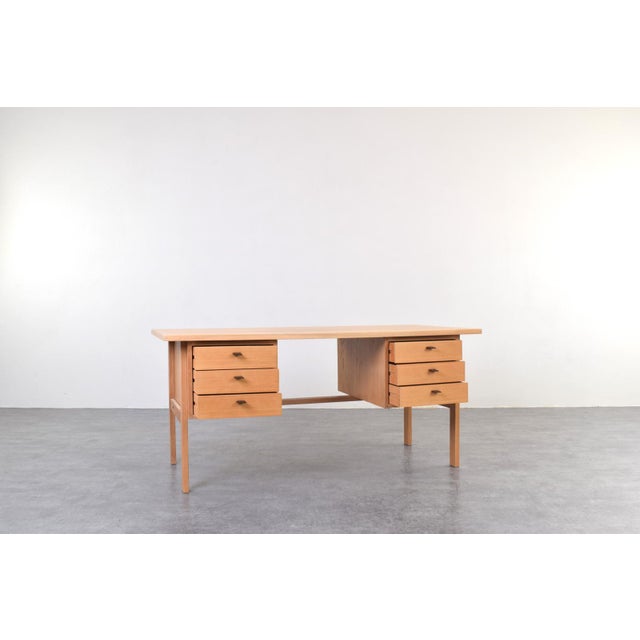 Mid-Century Oak Desk by Svend Åge Madsen for Sigurd Hansen, 1960s For Sale - Image 9 of 18