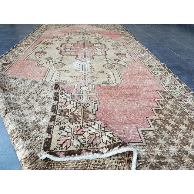 Traditional 1960s Vintage Anatolian Area Wool Rug- 5′1″ × 11′9″ For Sale - Image 3 of 11