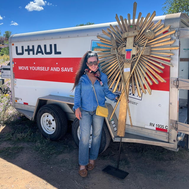 Monumental Spanish Colonial Giltwood Sunburst Reliquary Cross, New Mexico 1700s For Sale - Image 14 of 14
