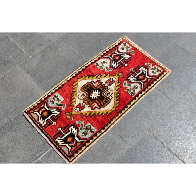 1950s Vintage Turkish Handmade Oushak Doormat Rug For Sale - Image 4 of 12