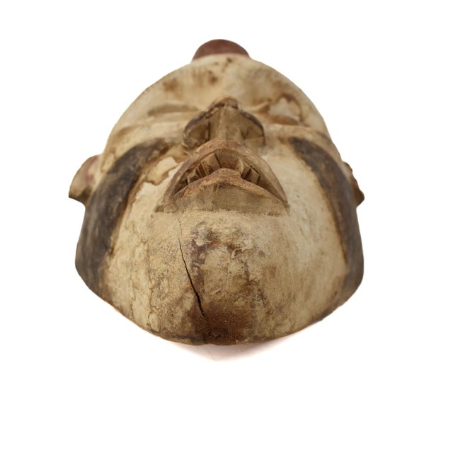 African Early 20th Century Kongo Wood Mask For Sale - Image 3 of 8