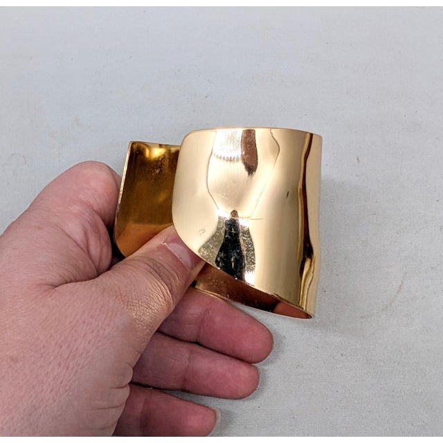Napier Vintage 1977 Signed Napier Book Piece Goldtone Wavy Cuff Bracelet For Sale - Image 4 of 12