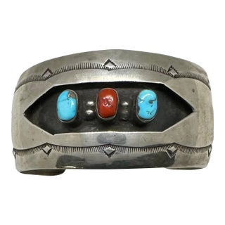 Mid 20th Century American Indian Silver Cuff Bracelet With Inset Turquoise and Coral For Sale
