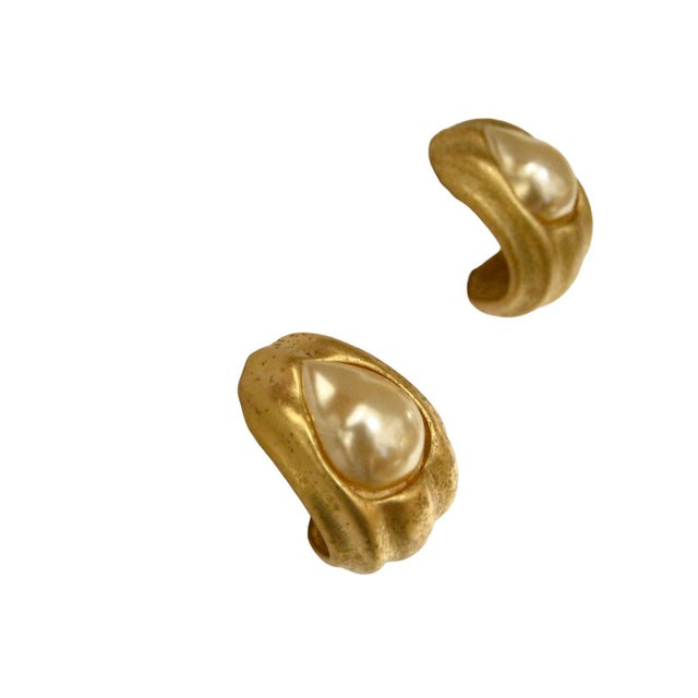 Gorgeous !980s carved matte brushed gold Baroque glass pearl pierced -post earrings Attributed to "Givenchy" Unsigned From...