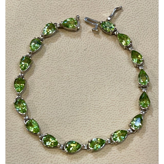 15 Carat Genuine Natural Peridot & Diamond Tennis Bracelet 14 Karat White Gold For Sale - Image 10 of 18