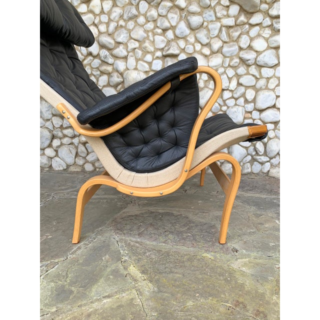 Pernilla Lounge Chair in Beech & New Black Leather by Bruno Mathsson for Dux, 1970s For Sale - Image 11 of 15