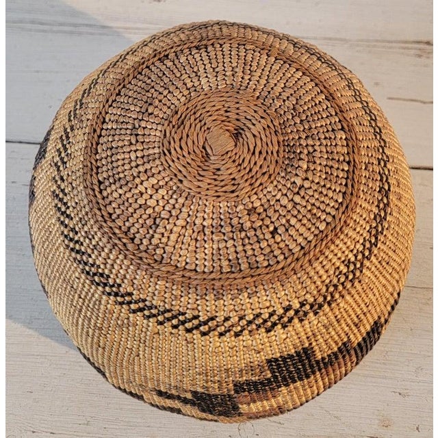 1930s 1930s Hand Woven Basket W/Geometric Motif For Sale - Image 5 of 7