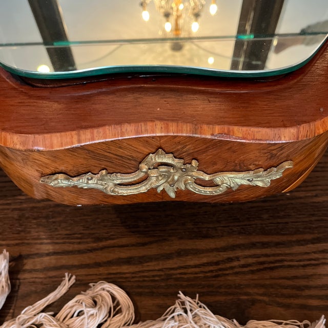 19th Century Antique Vitrine (Curio Cabinet) in Rococo Style For Sale In New York - Image 6 of 12