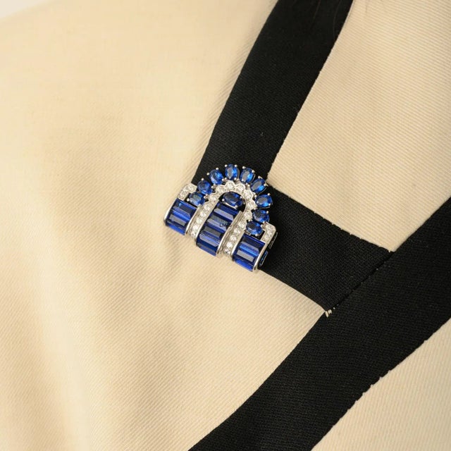 Art Deco Silver Cubic Zircon Detachable Brooch/Collar Pin - Vintage Glamour For Sale - Image 9 of 14