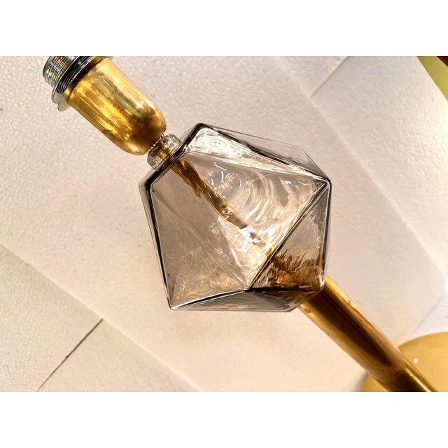 Set of Two Contemporary Italian Fumè Murano Glass Table Lamps With Unlaquered Brass For Sale - Image 9 of 9