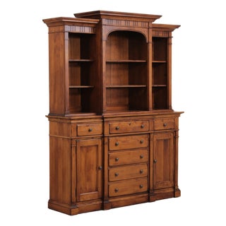 Nichols & Stone Williamsburg Maple Bookcase Display Cabinet For Sale