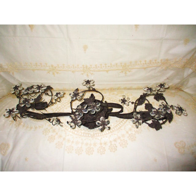 This is a Gorgeous! Vintage French Style Art Nouveau Vanity Wall Mounted Lamp with a Ornate Metal Design with Leaves and...