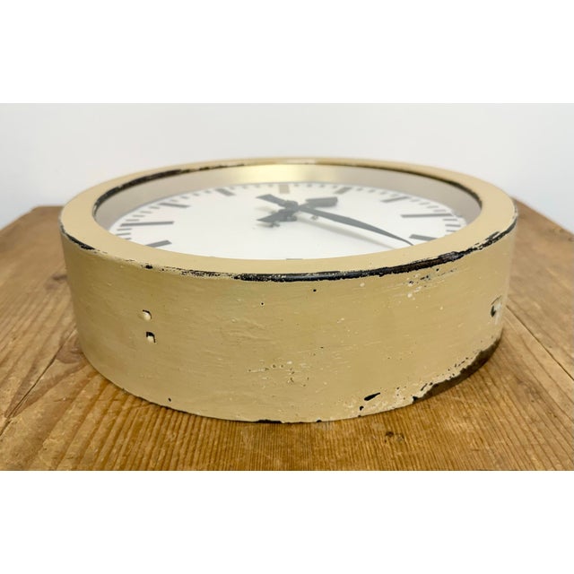 Vintage Industrial Factory Wall Clock from Siemens, 1950s For Sale - Image 12 of 18