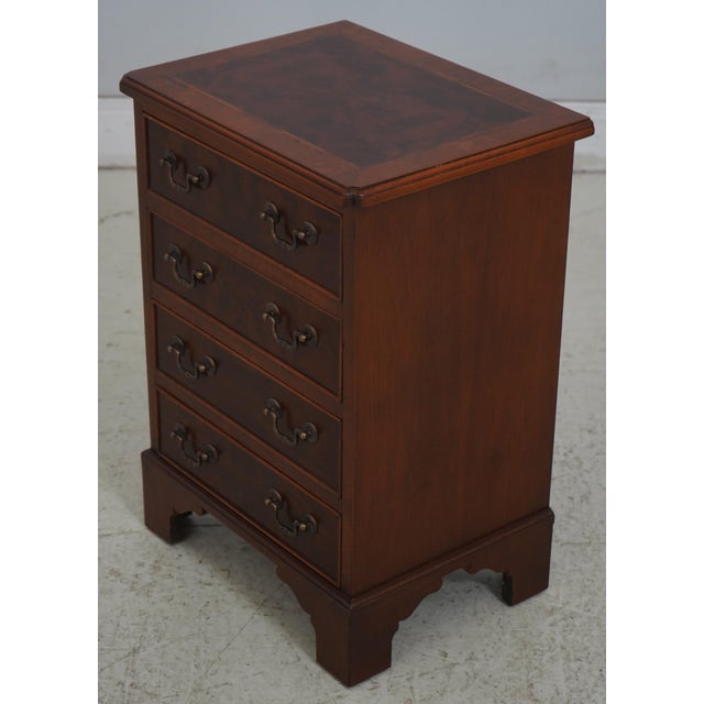 English Pair English George III Burl Walnut Chest Nightstands For Sale - Image 3 of 16