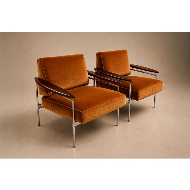 1950s Pair of "Beto" Armchairs by Sergio Rodrigues in Brazilian Rosewood, Chrome & Burnished Cognac Mohair, Brazil, 1958  Lot 886 For Sale - Image 5 of 18