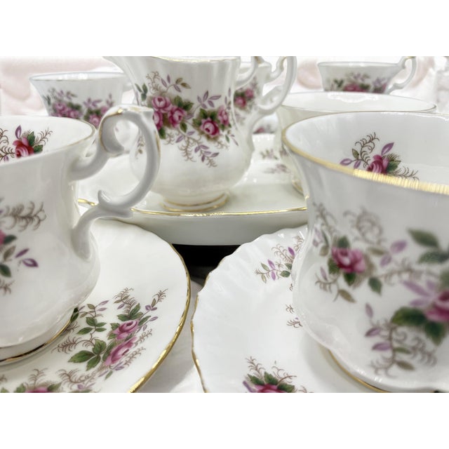 1970s Lavender Rose Tea Service for Six People from Royal Albert, 1970s, Set of 15 For Sale - Image 5 of 16