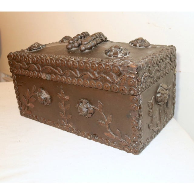 Folk Art Rare Quality Antique 1800s Victorian Handmade Floral Wood Box Sculpture Folk Art For Sale - Image 3 of 12