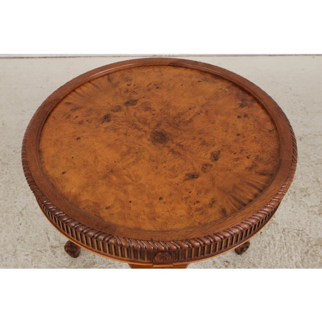 Neoclassical John Widdicomb Round Burl Wood Lamp Table For Sale - Image 3 of 13