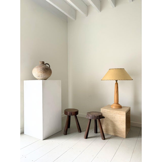 Mid-Century Modern Vintage British Turned Wood Table Lamp, 1970 For Sale - Image 3 of 11