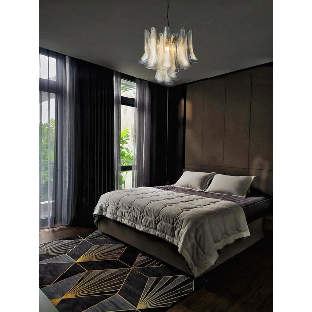 White Petal Chandelier in Murano Glass, 1990s For Sale - Image 4 of 18