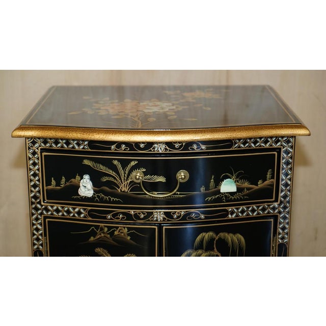 Decorative Chinese Chinoiserie Cabinet For Sale - Image 4 of 18