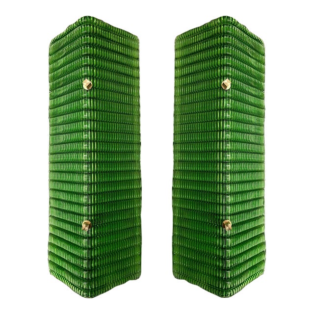 Contemporary Pair of Brass and Green Folded Leaf Murano Glass Sconces, Italy For Sale