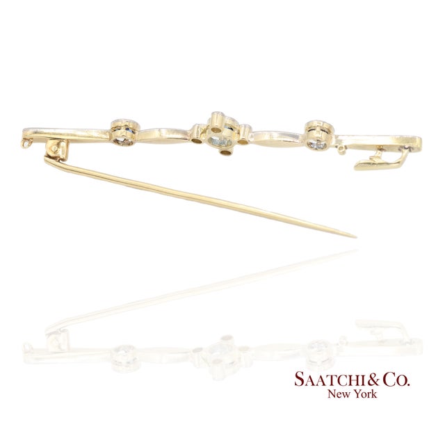 Blue Mid 20th Century Gia 14k Yellow and White Gold Natural Sapphire Yogo Gulch and Diamond Brooch For Sale - Image 8 of 11