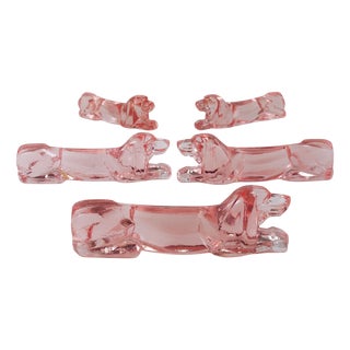 Art Deco Dog Knife Rests in Rosé Glass, 1930s, Set of 12 For Sale