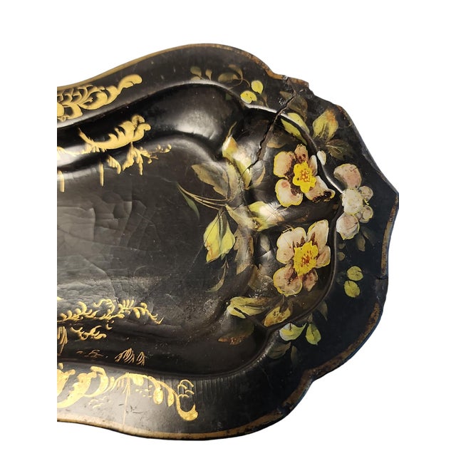 Victorian Late 19th Century Victorian English Papier Mache Toleware Candle Snuffer Tray For Sale - Image 3 of 4