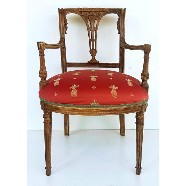 Hollywood Regency Antique Carved Venetian Plastered Wood Armchairs With Pineapple Seats For Sale - Image 3 of 12