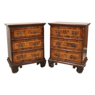 Louis XV Italian Walnut Bedside Tables, 1700s, Set of 2 For Sale