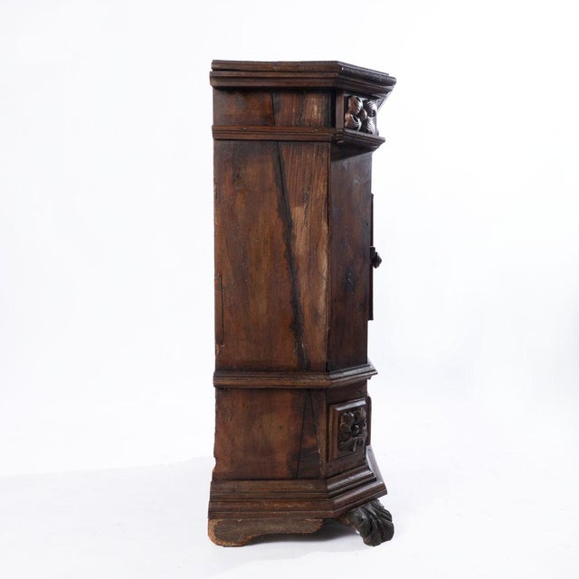 18th Century Italian Cupboard For Sale - Image 15 of 18