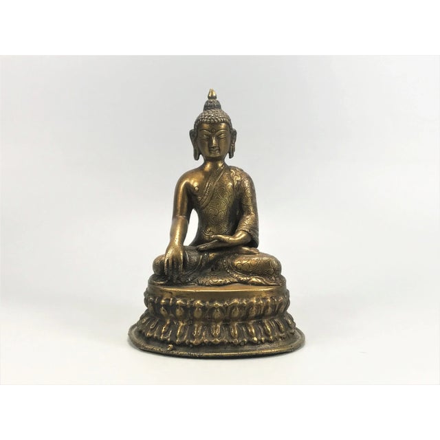 1950s Mid-Century Nepalese Bronze Figure of Seat Buddha For Sale - Image 13 of 13