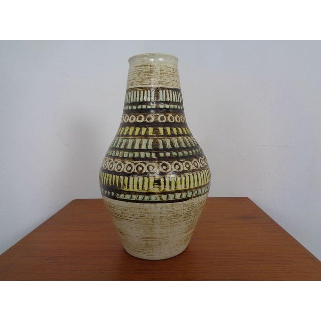 Lava ceramic vase of Jasba. Designated on the underside with 185/45 This piece has an attribution mark, I am sure that it...